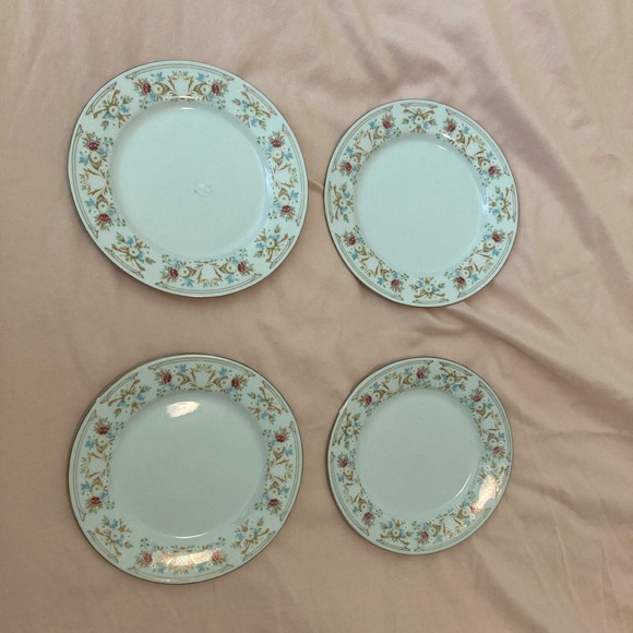 CX368 Fine China Salad Plates - Set of 4 - Picture 3 of 11